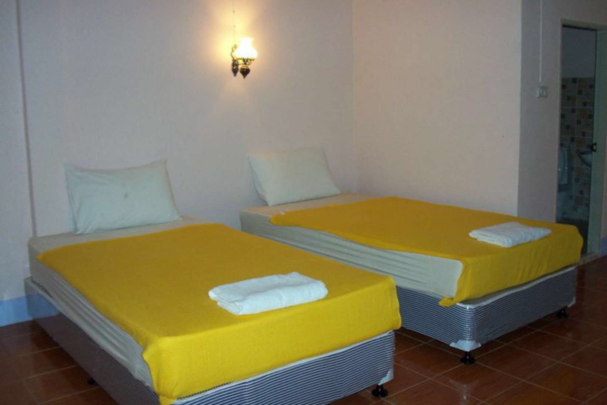 D'S Corner & Guesthouse Phuket Exterior foto