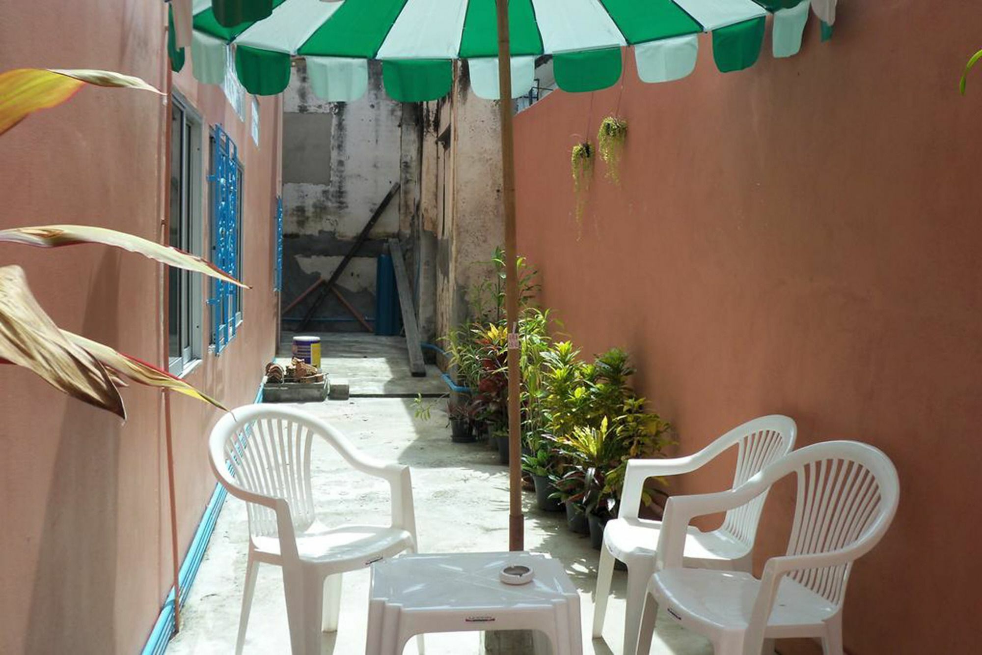 D'S Corner & Guesthouse Phuket Exterior foto